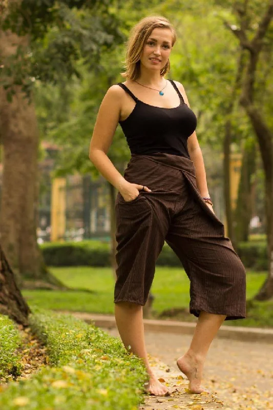 Yoga Pants for Stretch and Movement -Brown 3/4 Fisherman Pants