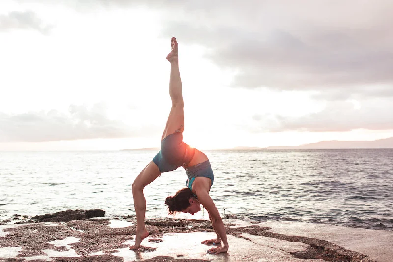 Yoga Shorts for Mobility and Ease -buttR Yoga Shorts