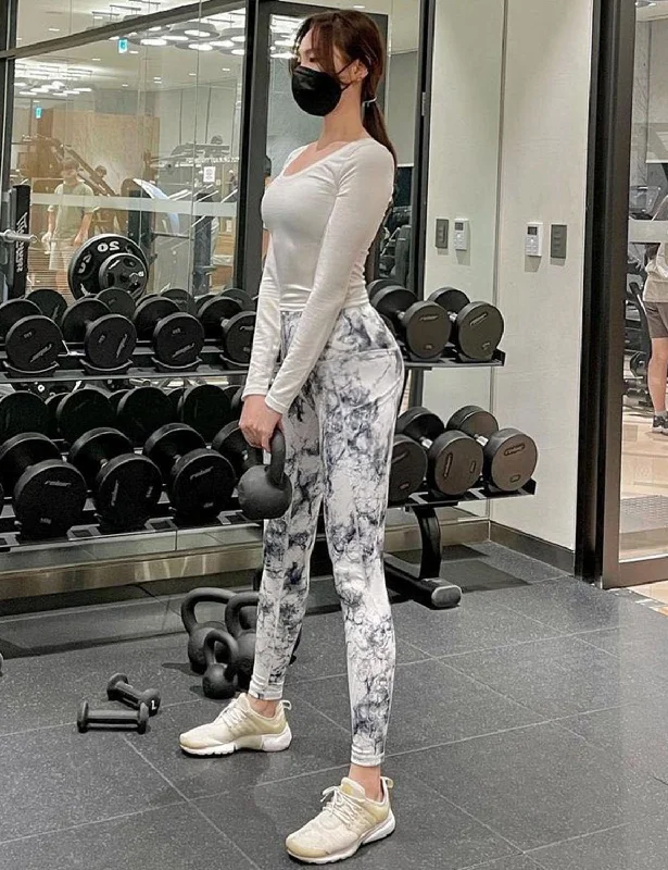 Yoga Pants for Full Movement -High Waist Side Pockets Yoga Pants arabescato ins