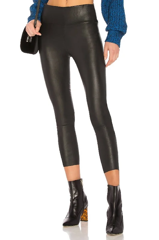 Premium Yoga Shorts for Flexibility and Stretch -Capri Legging In Black