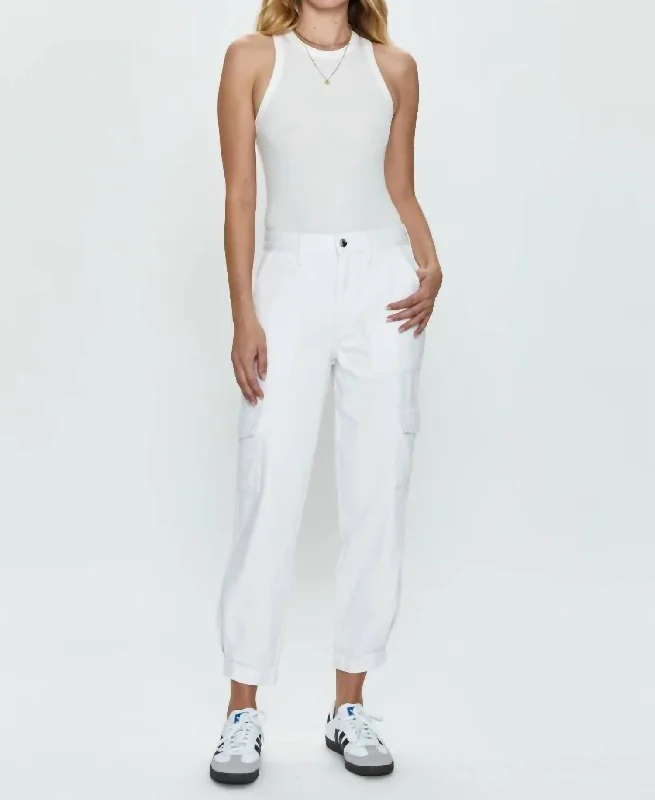 Yoga Shorts for Relaxation and Strength -Cargo Pant In White