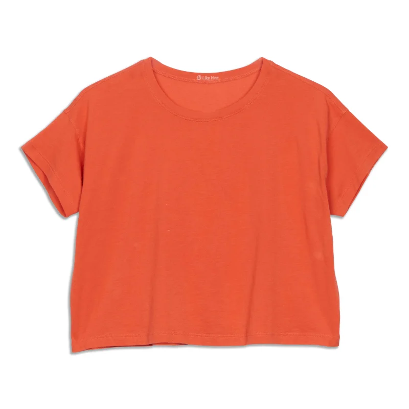 Seamless Yoga Tops for Women -Cates T-Shirt - Resale