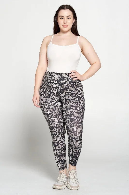 Yoga Pants for Relaxing and Posing -+ Cheetah Airbrush 7/8 Legging - Plus Size