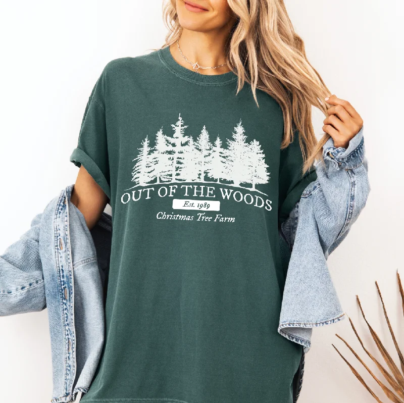 Yoga Tops for Full Range of Motion -Christmas Farm • Spruce Comfort Tee