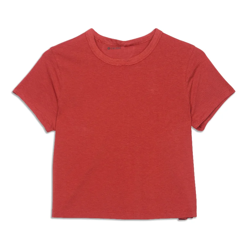 Comfortable Yoga Tops for Fitness -Classic-Fit -Blend T-Shirt - Resale