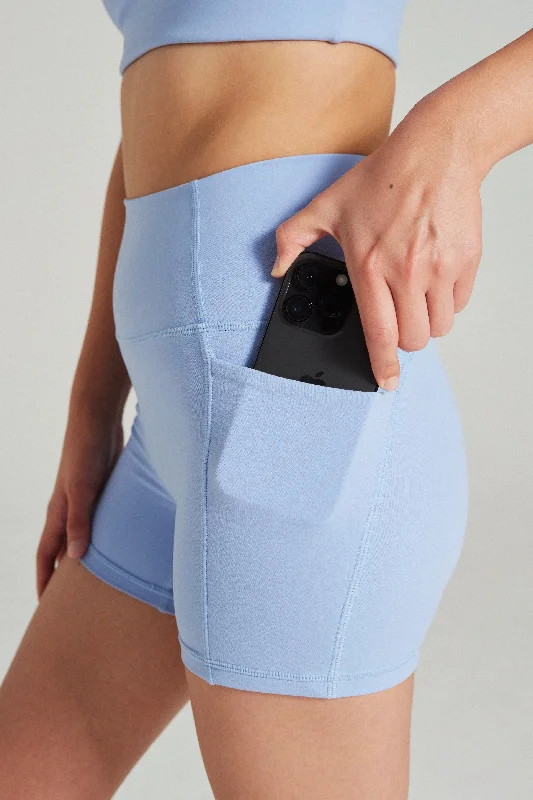 Yoga Shorts for Deep Flexibility Workouts -Contour Pocket Shorts (Mini 4") in Moment