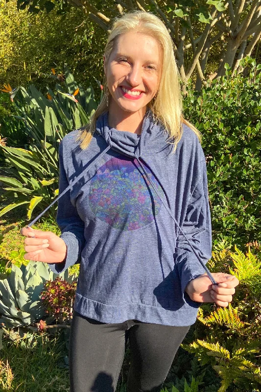 Yoga Tops for Deep Flexibility Movements -Entheogenic Mushroom Mock Neck Long Sleeve Pullover Yoga Tops for Deep Flexibility Movements -Entheogenic Mushroom Mock Neck Long Sleeve Pullover