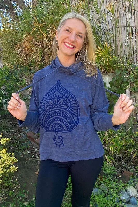 Yoga Tops with Athletic Fit -Auspicious Spade Mock Neck Long Sleeve Pullover