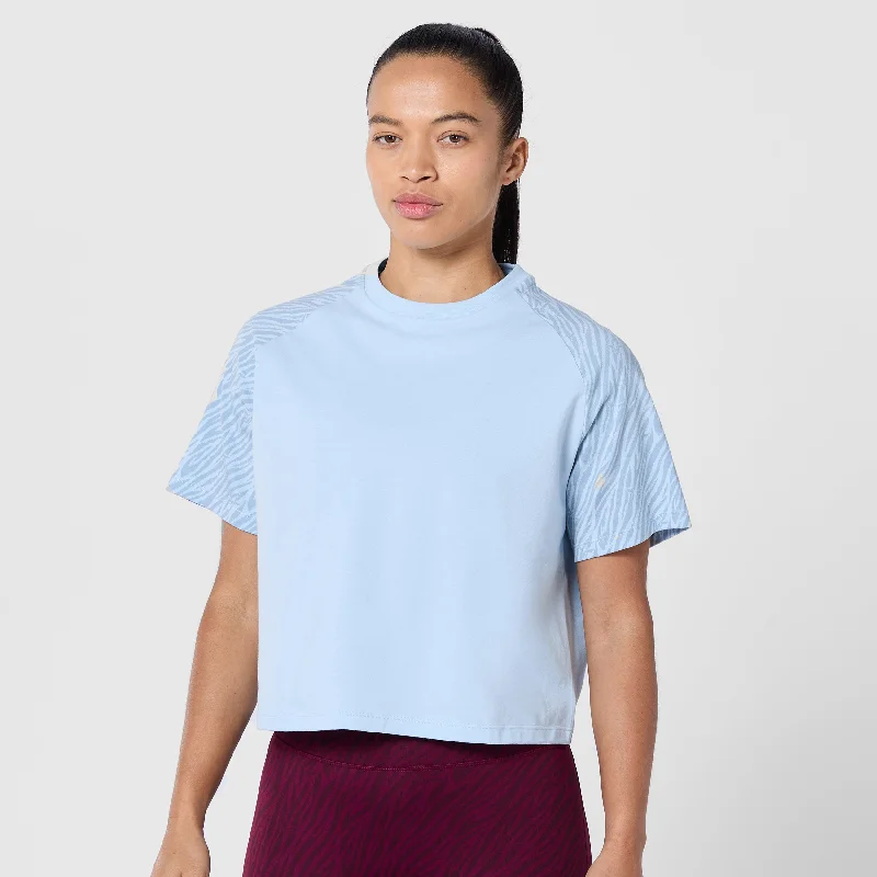 Women's Yoga Tops with Long Sleeves for Coverage -Core Oversized Tee - Skyway