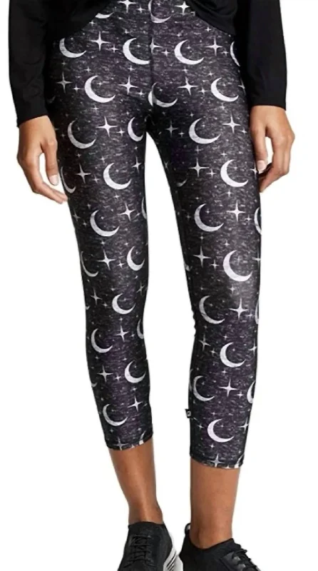 Yoga Shorts for Outdoor Workouts -Crescent Moon Legging