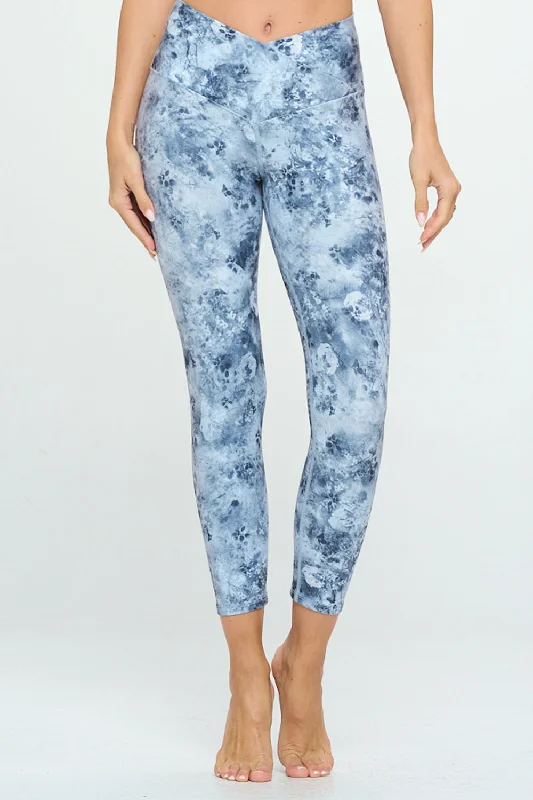 Yoga Pants for Dynamic Movements -Cristina - Grey Floral Bluish Cross Over 7/8 Legging (High - Waist) Yoga Pants for Dynamic Movements -Cristina - Grey Floral Bluish Cross Over 7/8 Legging (High - Waist)