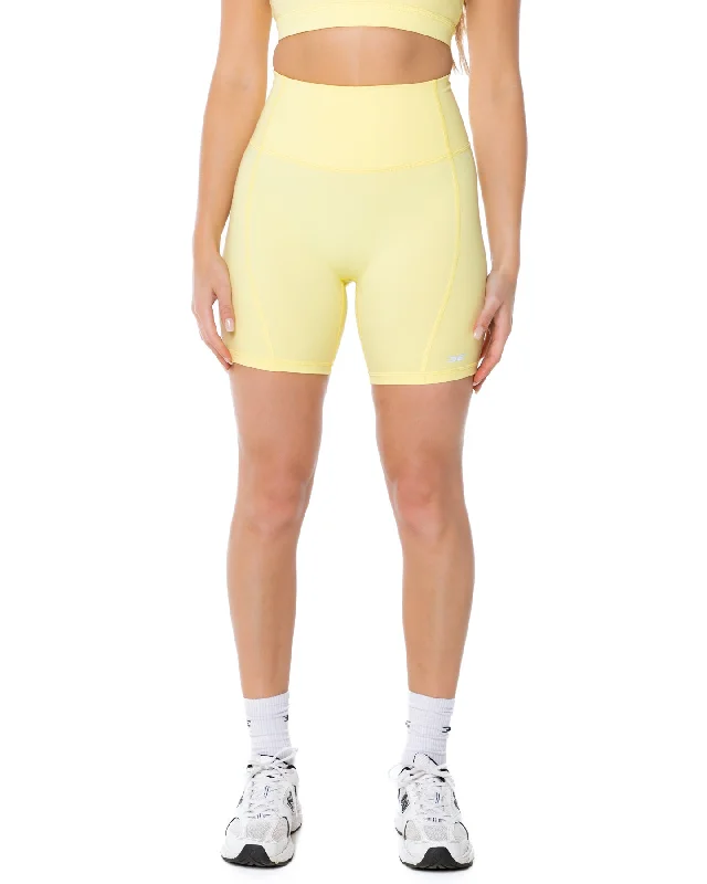 Yoga Shorts for Warm-Up and Flexibility -Curve Shorts - Soft Yellow