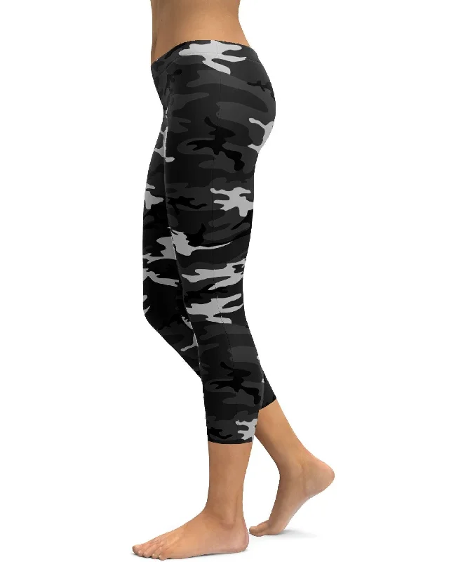 Comfortable Yoga Pants for Daily Use -Dark Grey Camo Capris