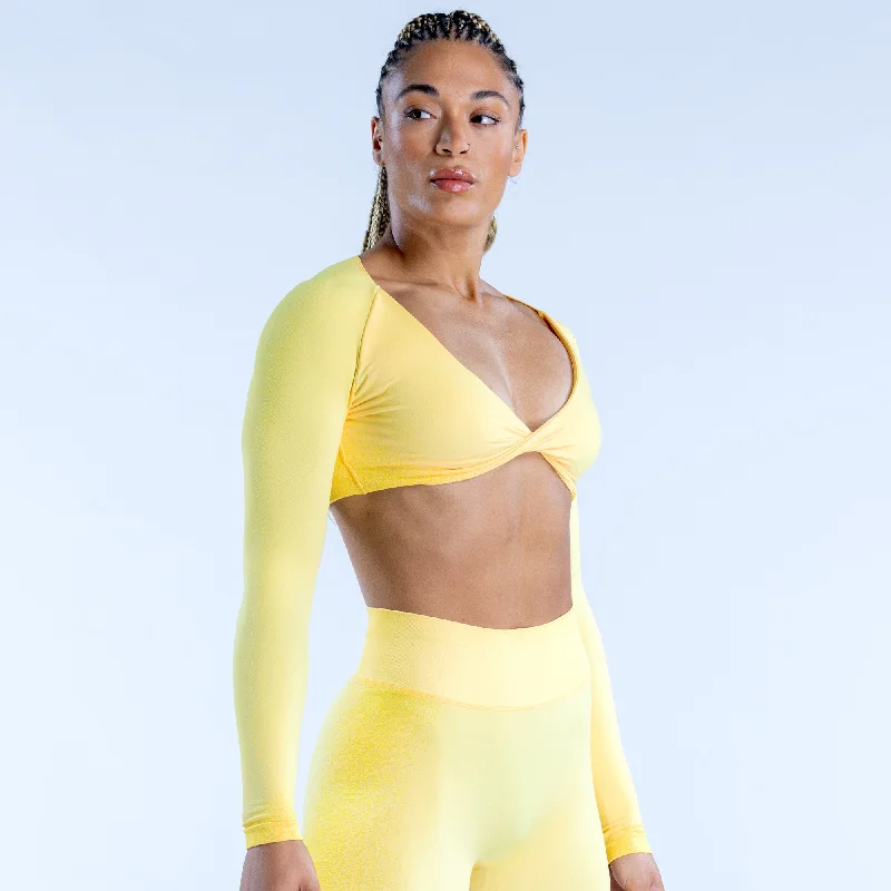 Performance Yoga Tops for Women -Ignite Twist Front Crop Top