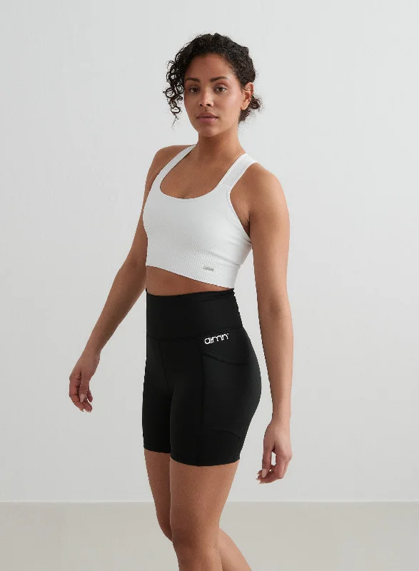 Comfortable Yoga Shorts for Warm Weather -Double Pocket Midi Biker Shorts