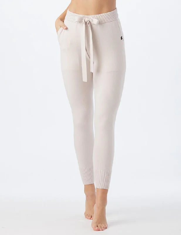 Yoga Pants with Moisture-Wicking Fabric -Elite Jogger: Oatmilk
