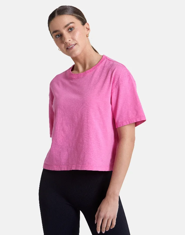 Yoga Tops for Everyday Yoga Practice -Essential Crop Tee In Empower Pink