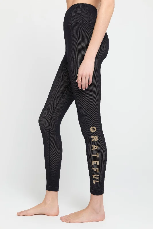 Flexible Yoga Pants for Active Women -Icon Seamless Jacquard Legging