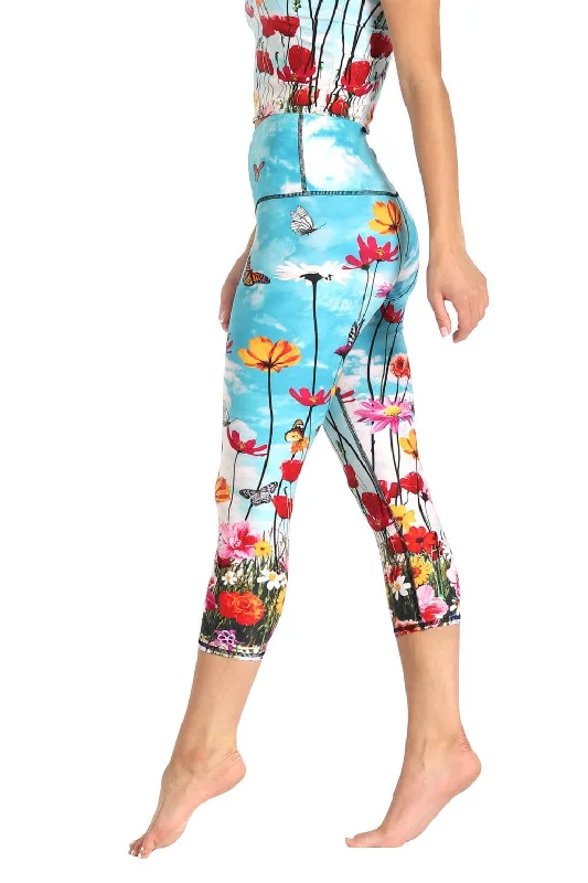 Plus Size Yoga Pants -Flower Bomb Printed Yoga Crops