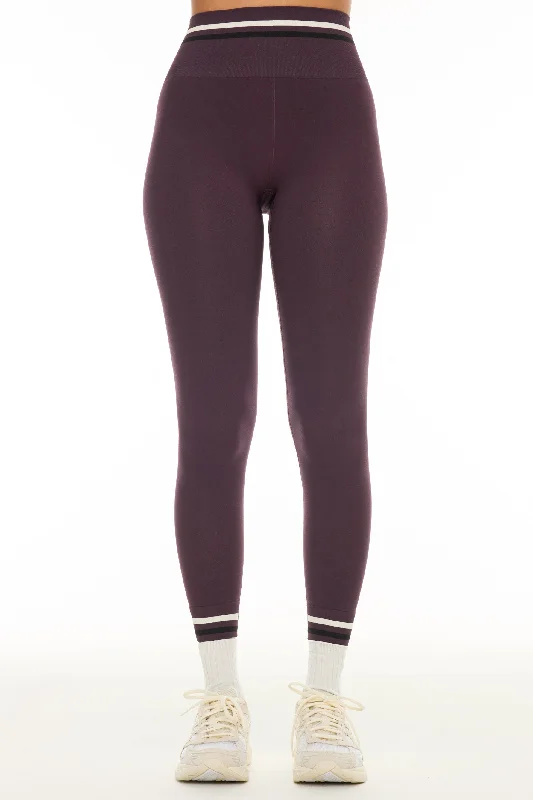 Yoga Pants with Flat Waistband for Comfort -Form Seamless 25in Midi Pant - Plum