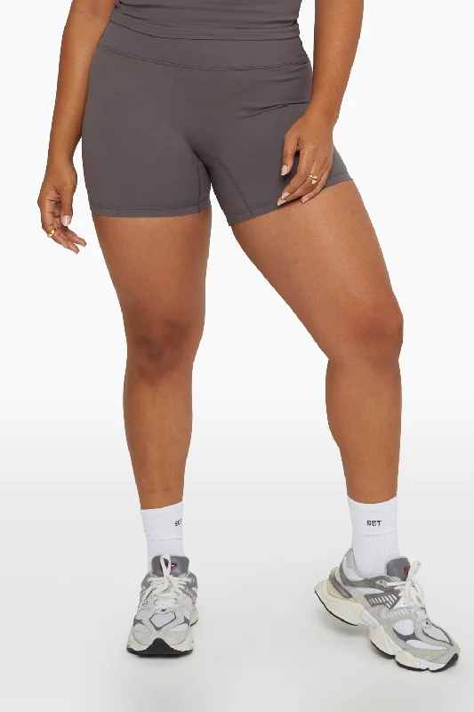 Yoga Shorts for Relaxation and Flexibility -FORMCLOUD® BIKE SHORTS - GRAPHITE