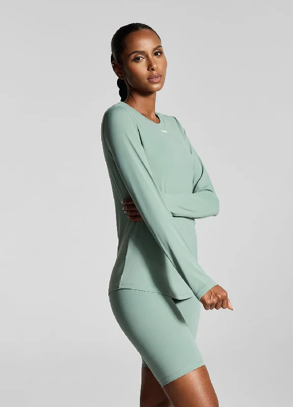 Yoga Tops for Easy Movement -Fresh Green Long Sleeve