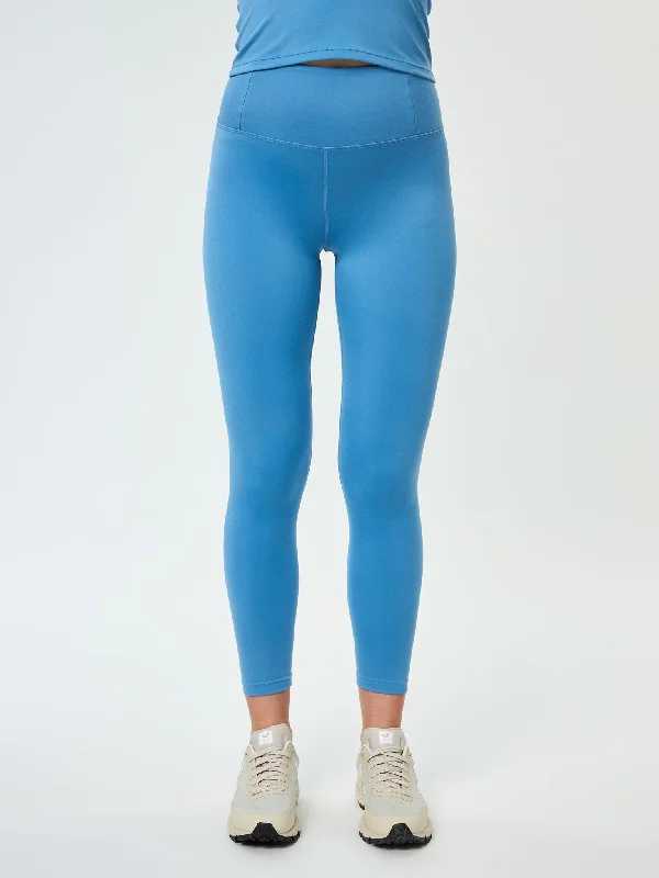 Yoga Pants for Strength and Flexibility -Girlfriend Collective Float High Rise 7/8 Leggings - Surf