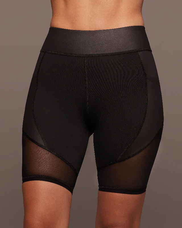 Soft Yoga Shorts for Yoga Poses -Glow Pocket Bike Short 9 Inch
