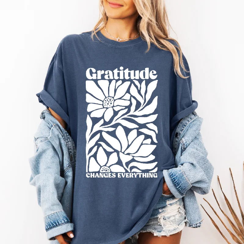 Yoga Tops for Strengthening Exercises -Gratitude • Comfort Colors