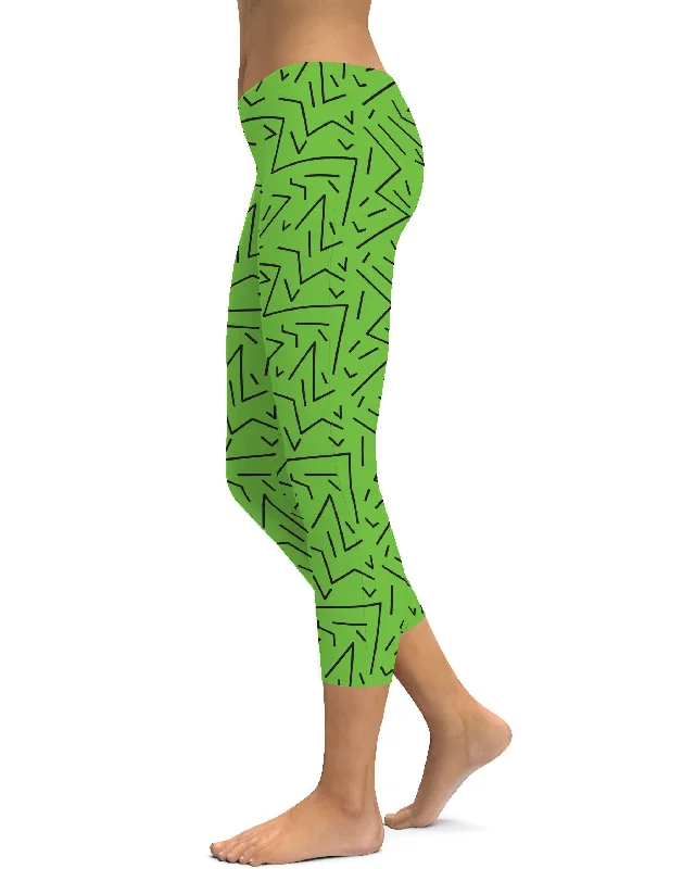 Comfortable Yoga Pants for Smooth Movement -Green Black Line Capris