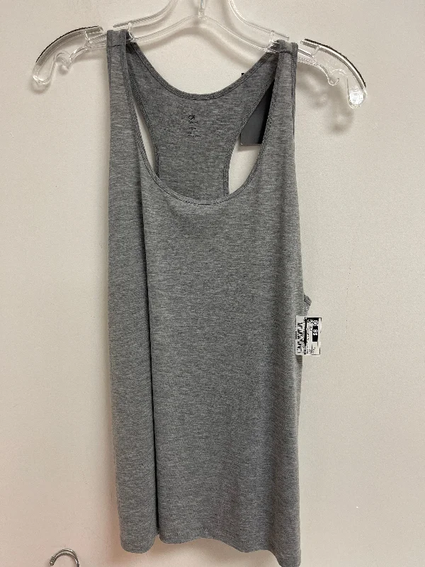 Yoga Tops for All Yoga Poses -Grey Athletic Tank Top Gapfit, Size Xl
