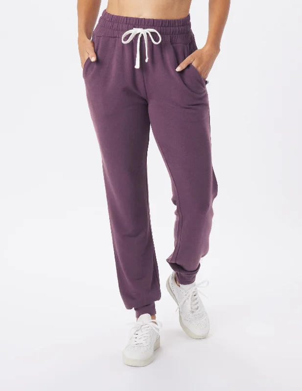 Best Yoga Pants for Deep Flexibility -Halfway Jogger: Berry Wine