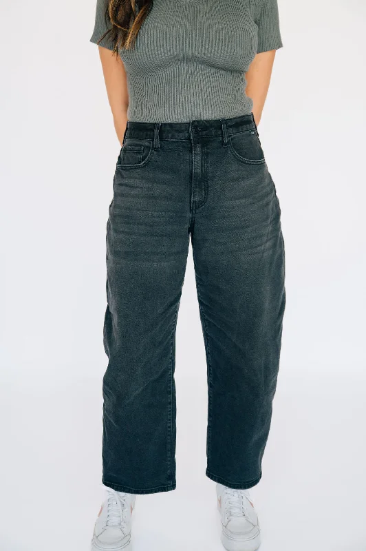 Flattering Yoga Pants for Every Practice -High Rise Barrel Jean - Black
