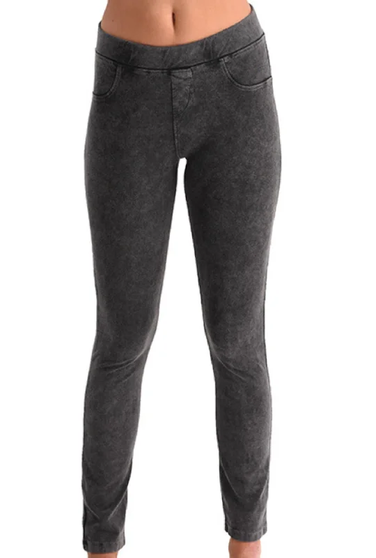 Yoga Shorts for Support and Comfort -High Rise Jegging In Charcoal