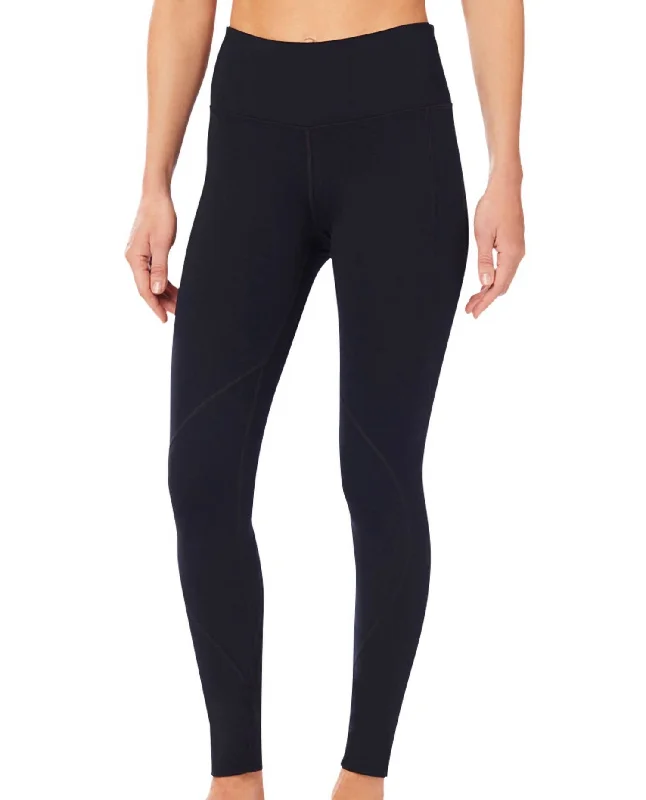 Stylish Yoga Shorts for Core Training -High Rise Ss Leggings In Black