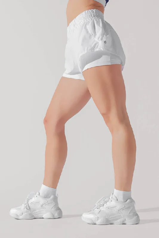 Breathable Yoga Shorts for Better Mobility -High Waisted Supershort™ - White