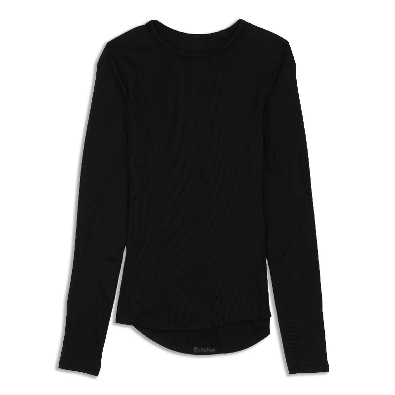 Yoga Tops for Flexibility in Every Pose -Hold Tight Long-Sleeve Shirt - Resale