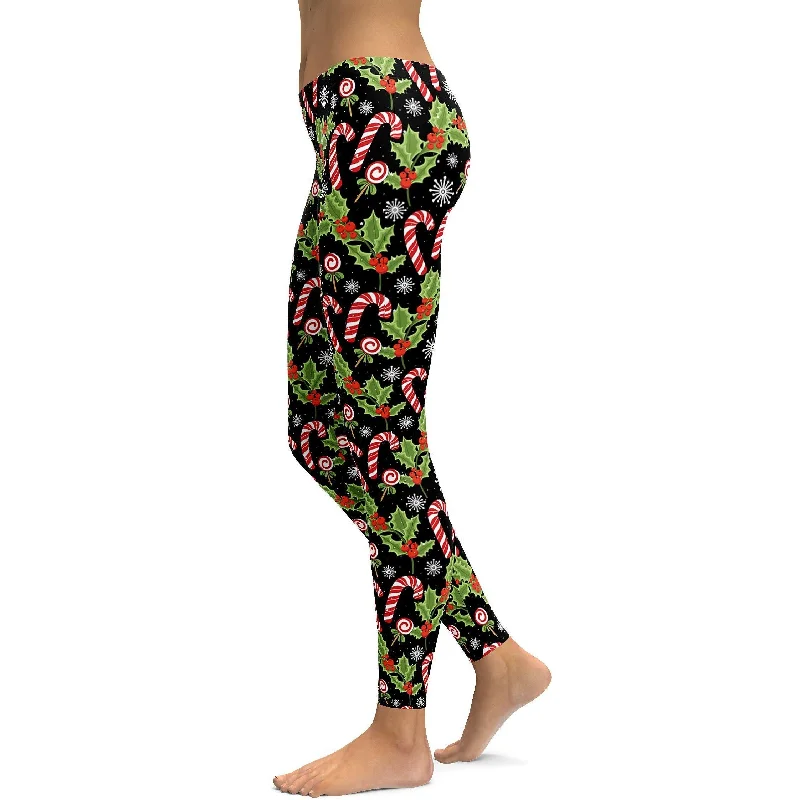 Stylish Yoga Pants for Intense Flexibility -Holly Leaves with Berries Leggings