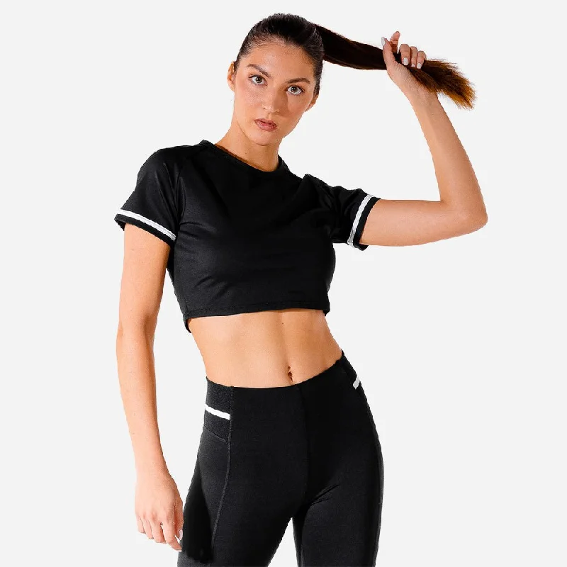 Soft Yoga Tops for Relaxed Movement -Hybrid Crop Top - Black