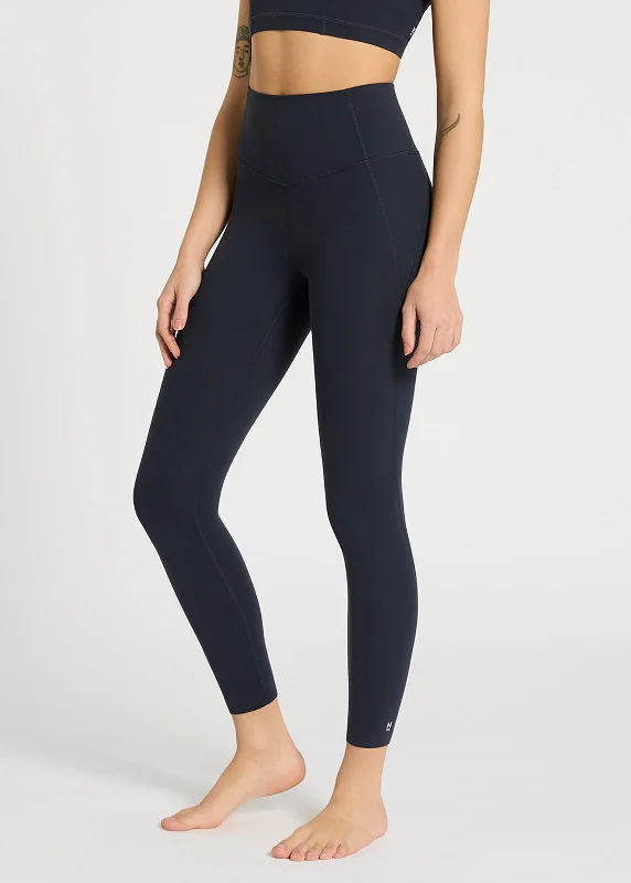 Stylish High-Waisted Yoga Pants -In Motion Pocket 7/8 Legging