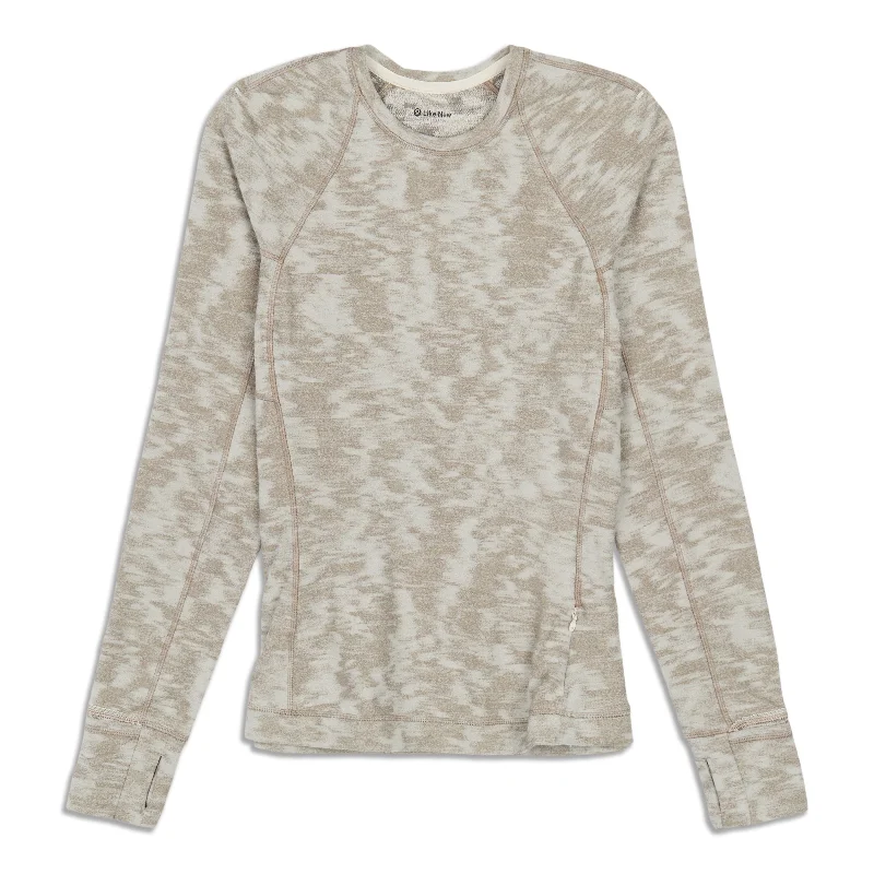 Relaxed Fit Yoga Tops -It's Run Long Sleeve Shirt - Resale