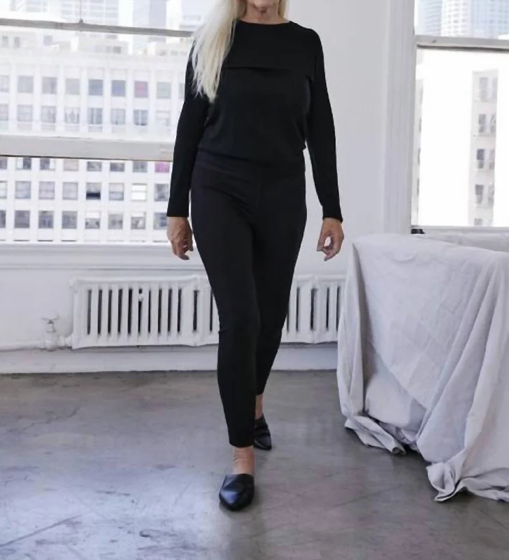 Breathable Yoga Shorts for Active Use -Jag Mid Rise Ricki Legging In Black