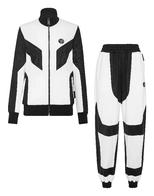 Flexible Fit Yoga Shorts -Jogging Set: Zip-up Jacket + pants Statement