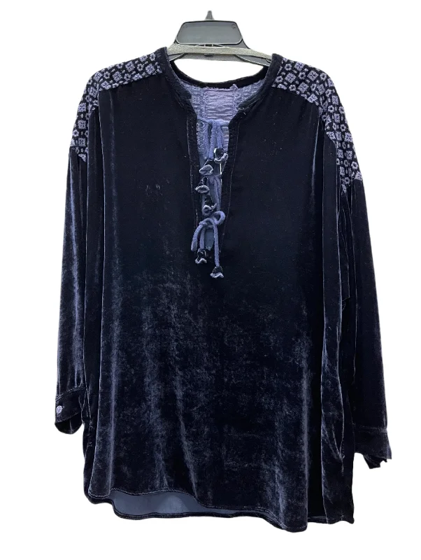 Yoga Shorts for Deep Flexibility and Strength -Johnny Was Halle Velvet Embroidered Blouse Yoga Shorts for Deep Flexibility and Strength -Johnny Was Halle Velvet Embroidered Blouse