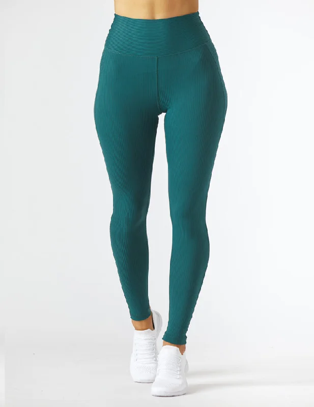 Yoga Pants for Dynamic Movement -Jubilant Legging: Dark Teal