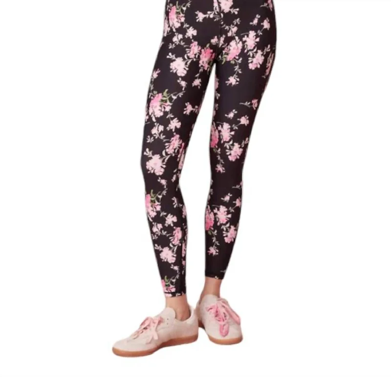 Yoga Shorts for Comfort and Endurance -Jutta Legging In Aurora Nights