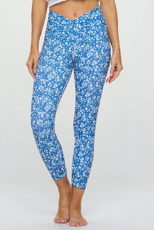 Supportive and Comfortable Yoga Pants -Kate - Ditsy Blue Sky - Cross Over - Capri Legging (High-Waist) Supportive and Comfortable Yoga Pants -Kate - Ditsy Blue Sky - Cross Over - Capri Legging (High-Waist)