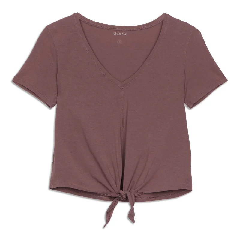 High-Waisted Yoga Tops -Knot Gonna Fly T-Shirt - Resale