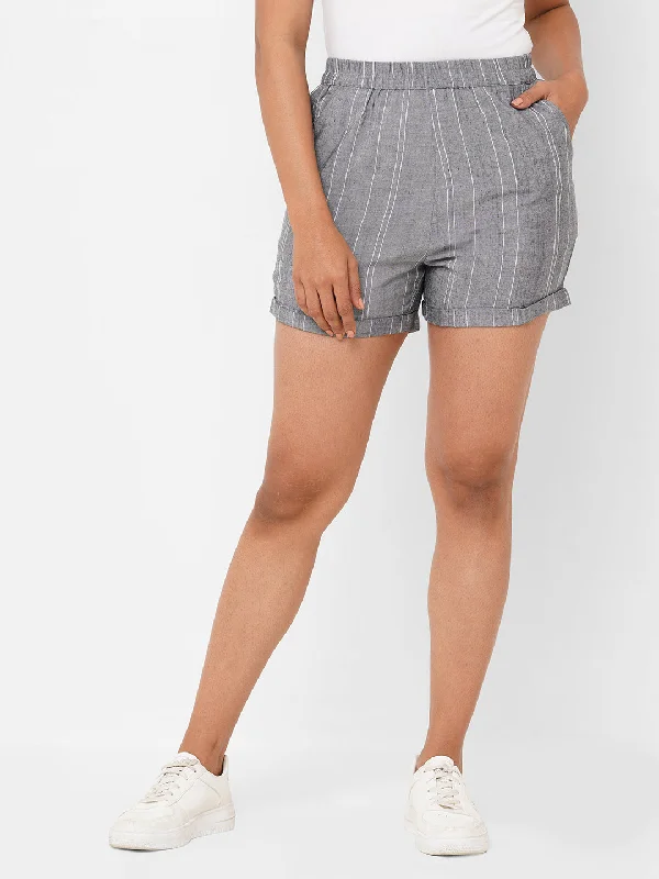 Yoga Shorts for Fitness Training -Women's Black Linen Viscose Regular Fit Shorts
