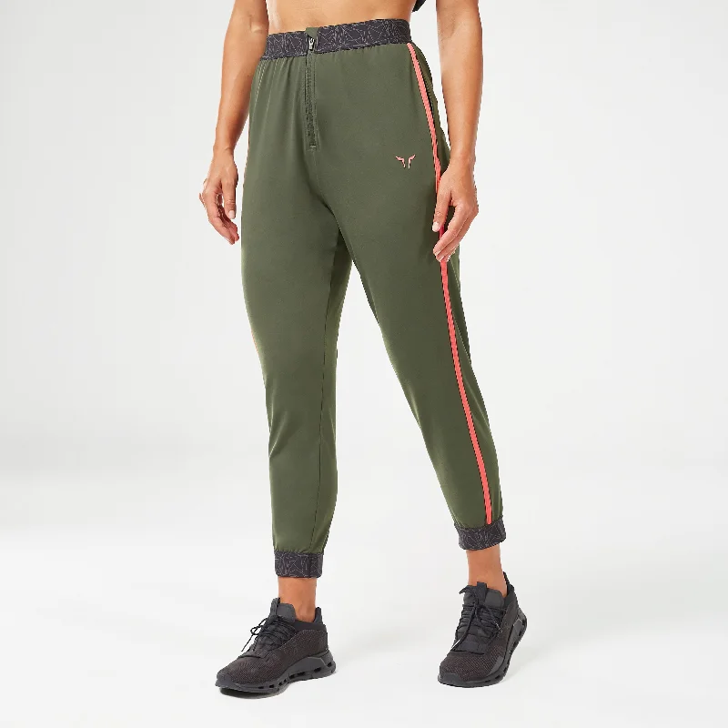 Yoga Pants for Performance -LAB360° 7/8 Joggers - Climbing Ivy